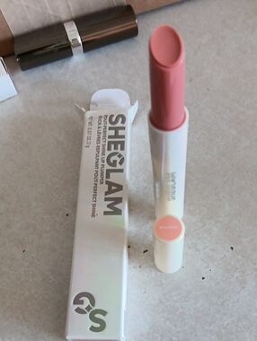 SHEGLAM Pout-Perfect Shine Lip Plumper Color In Bloom